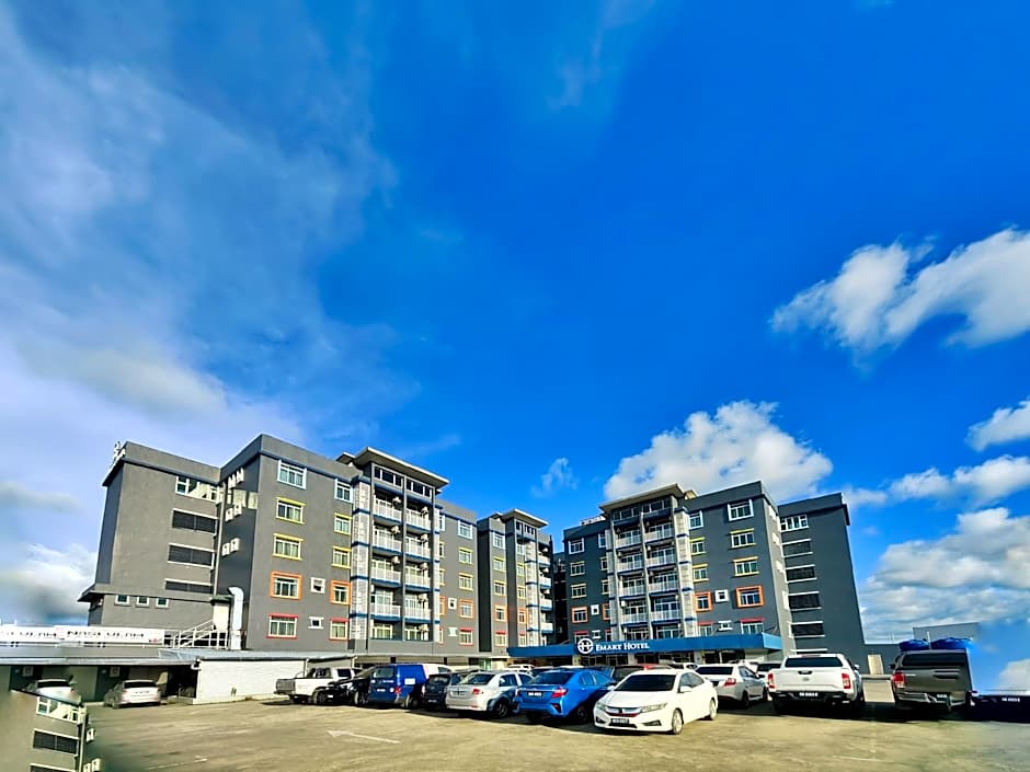 Emart Hotel (Riam) Sdn Bhd