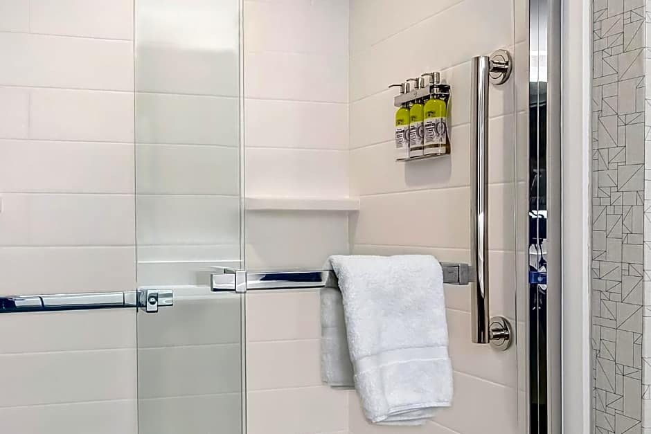 Holiday Inn Express And Suites Longview North By IHG