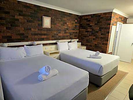 Twin Room with Two Double Beds