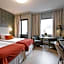 Home Hotel Wellington