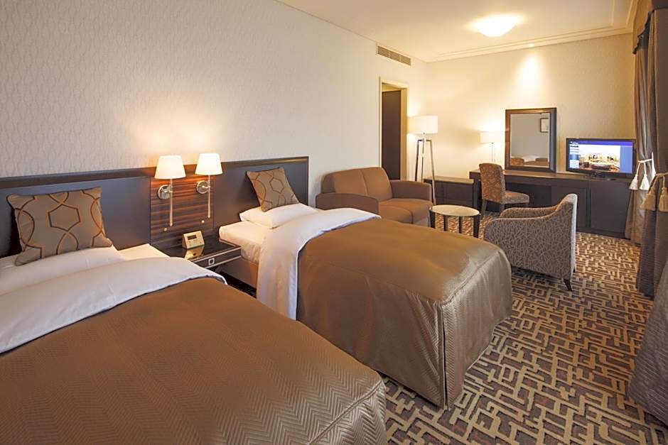 Okura Chiba Hotel