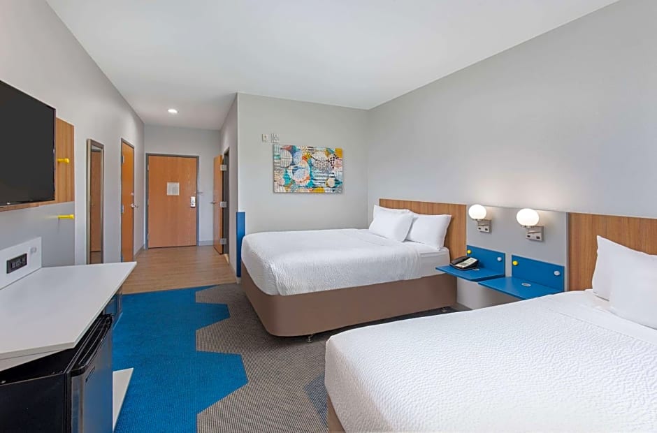 Microtel Inn and Suites by Wyndham