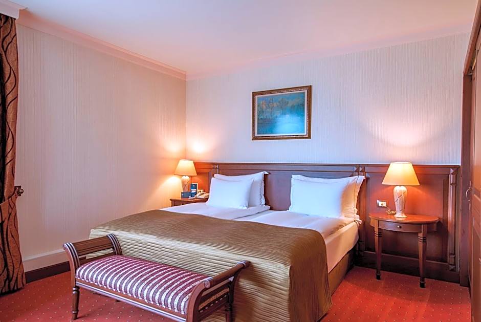 Crystal Palace Boutique Hotel