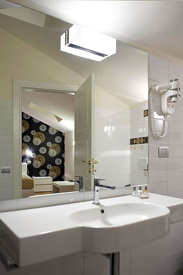 Santa Cesarea Residence Luxury Suite - La vetta del Sasso Barisano