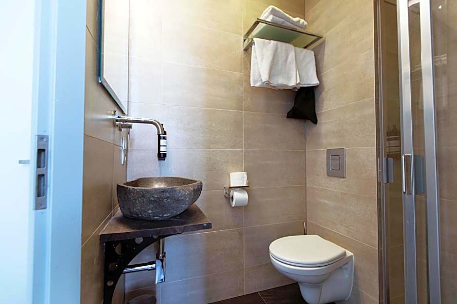 Quentin England Hotel