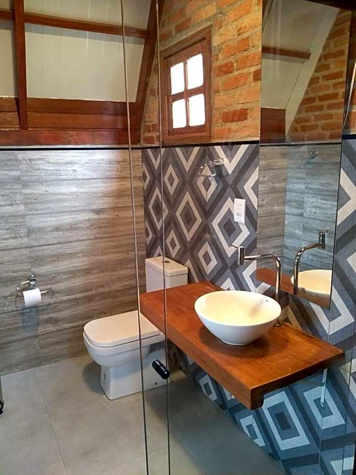 Pousada Cachoeira Esmeralda