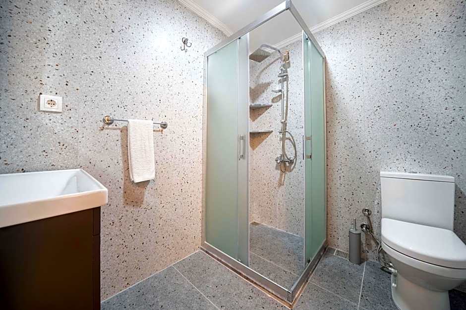 Dedeminn Garden Hotel