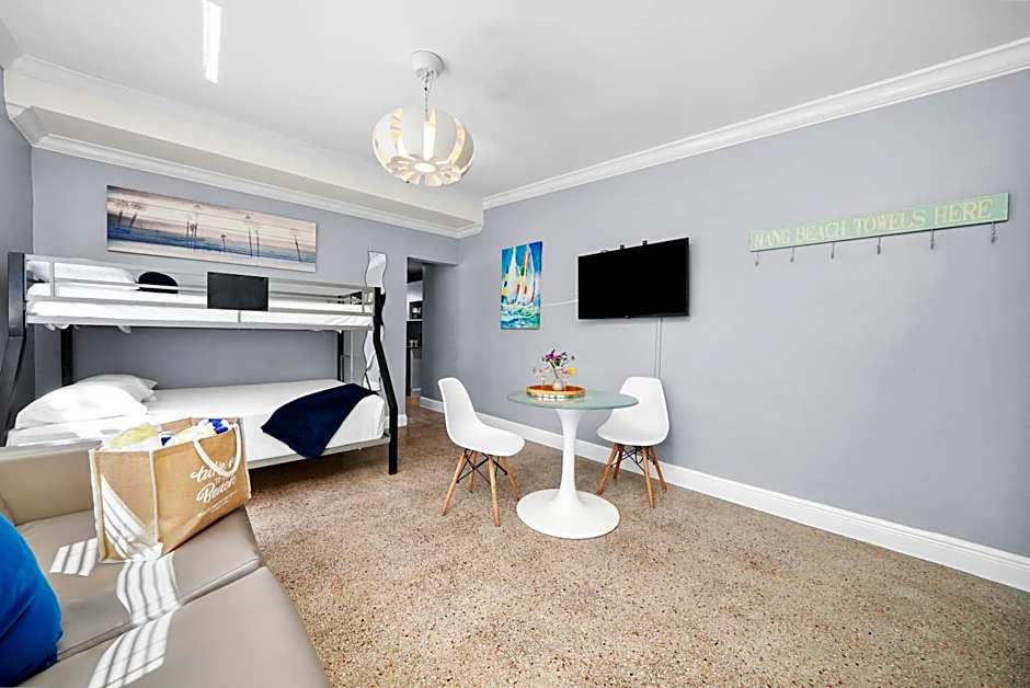 Hollywood Beach Suites and Hotel