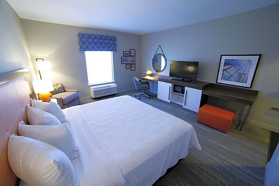 Hampton Inn By Hilton & Suites Forest City