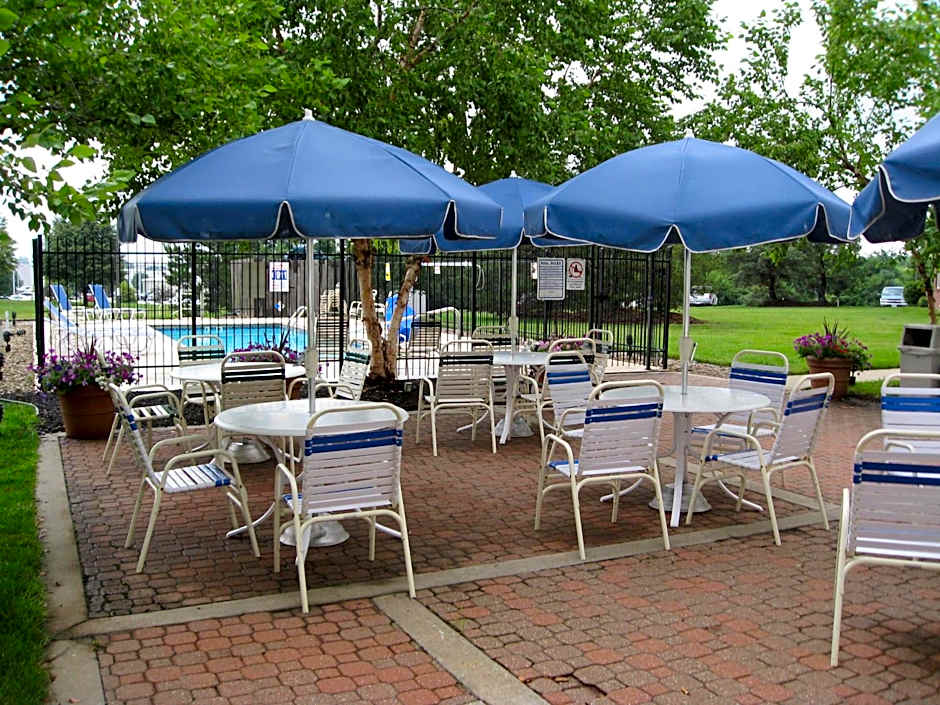 Extended Stay America Suites - Kansas City - Airport - Tiffany Springs