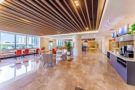 Holiday Inn Express Hohhot East Station By IHG