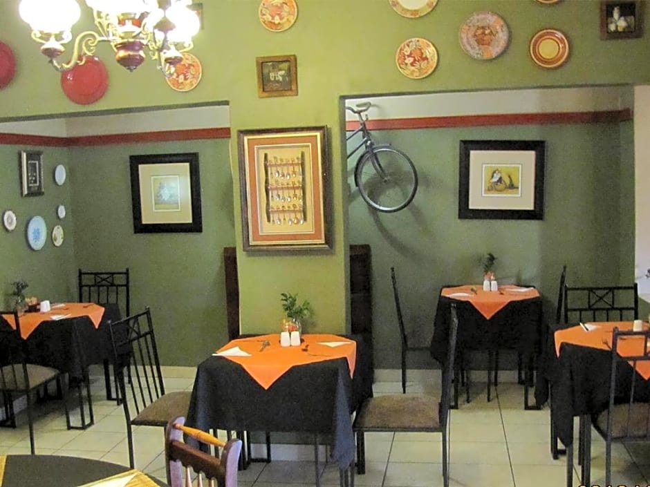 Country Blue Luxury Guest House