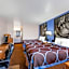 Super 8 by Wyndham Cleburne