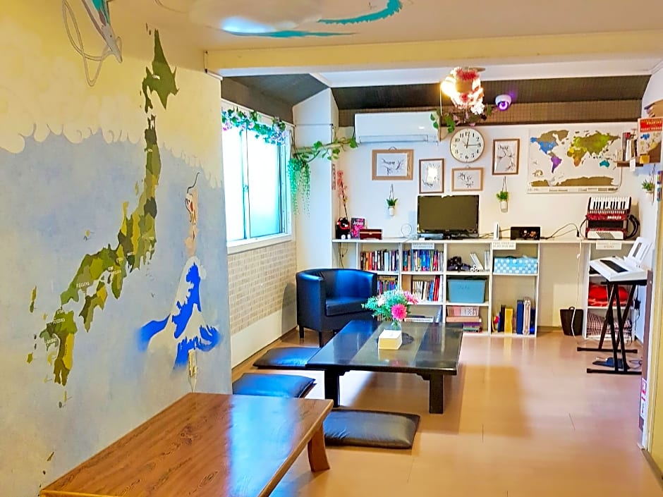 Peace House Suzunami – Osaka, WI