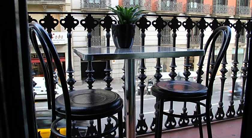 Sleep Green - Certified Eco Youth Hostel Barcelona