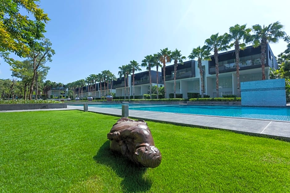 Baan Yamu Residences by RESAVA