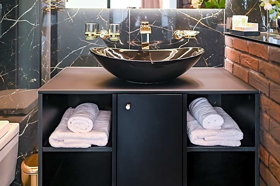 Diamond svečių namai