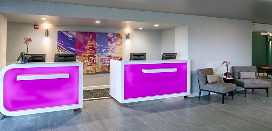 DoubleTree by Hilton Austin Northwest - Arboretum
