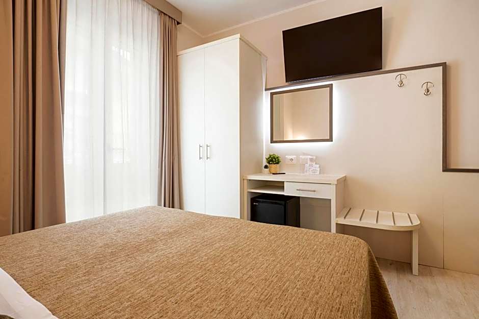 Echotel