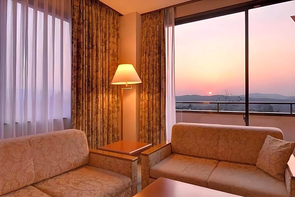 Hotel Io Alpheratz