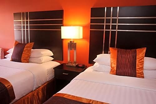Gateway Inn And Suites