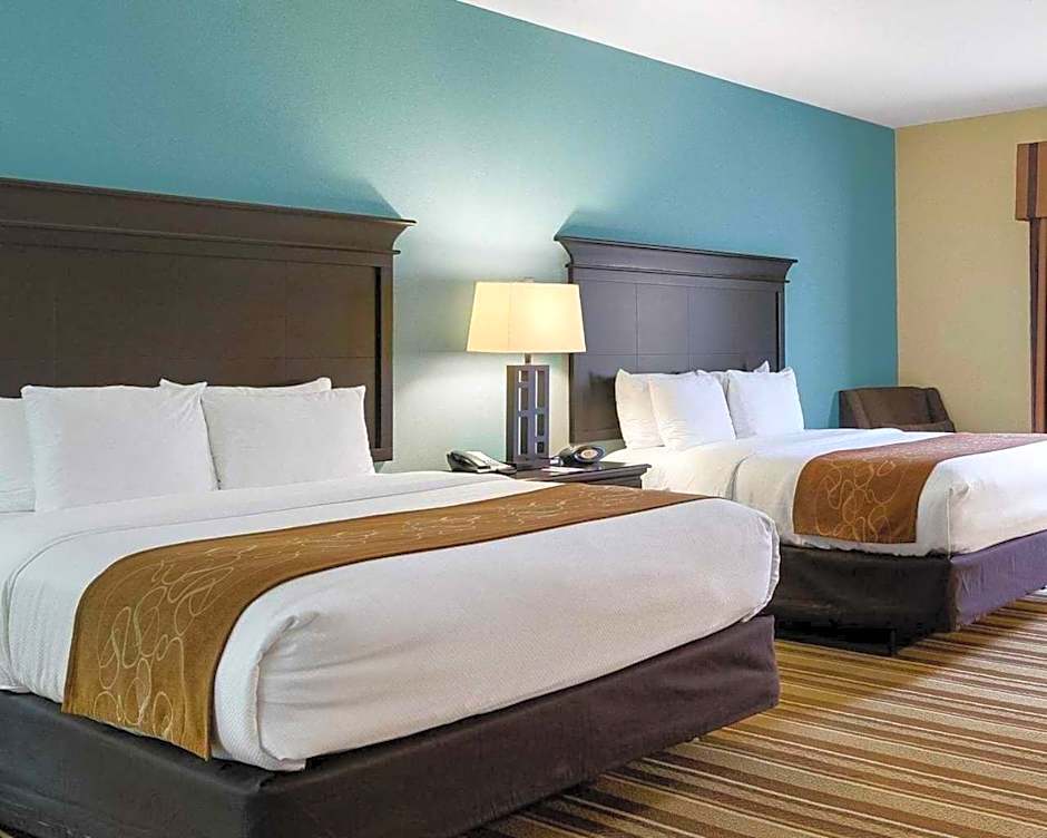 Comfort Suites Topeka Northwest