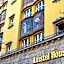 Amstel House Hostel