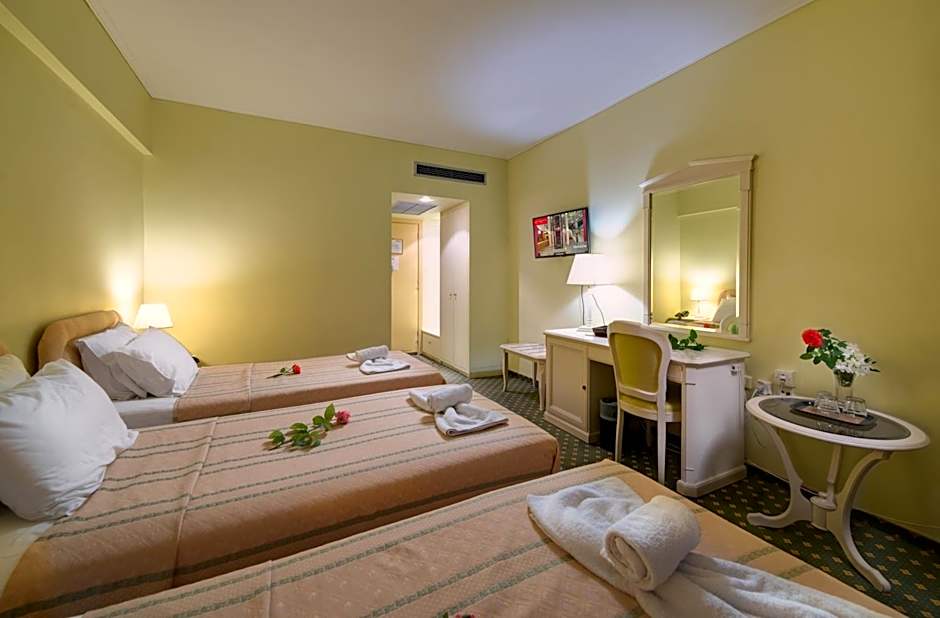 Angelika Pallas Hotel