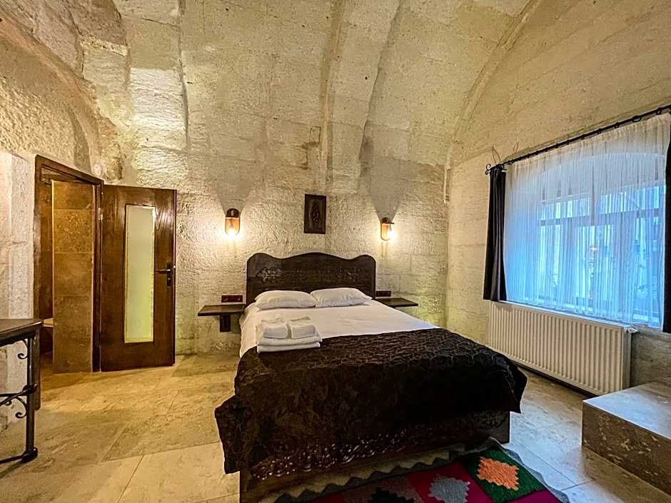 Takunya Cave Hotel