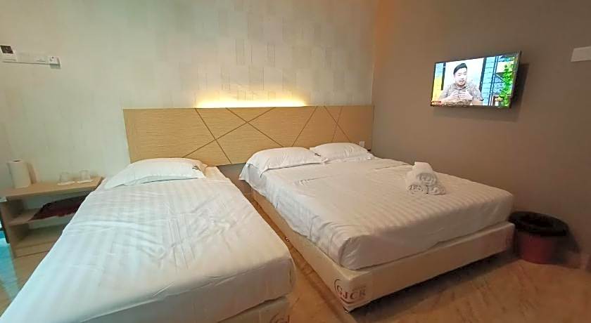 Super OYO 89771 Dane & Shue