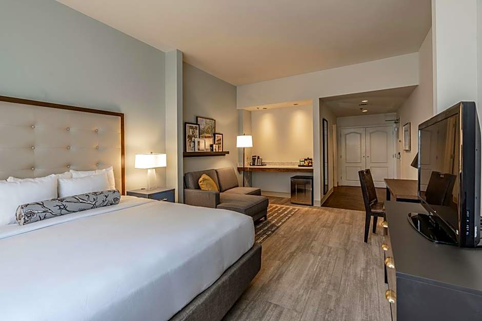 St Charles Coach House, an Ascend Collection Hotel