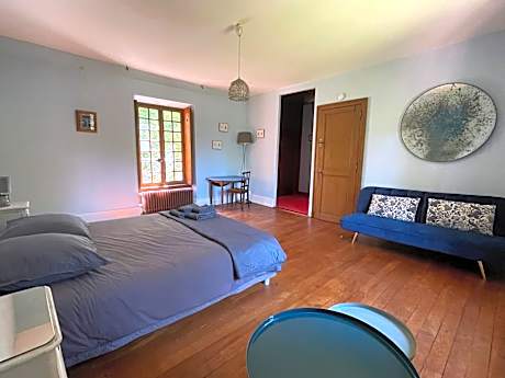 Suite with Garden View