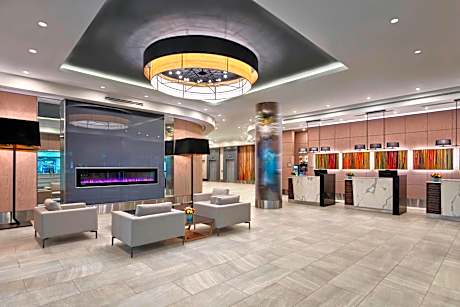 Delta Hotels by Marriott Edmonton Centre Suites