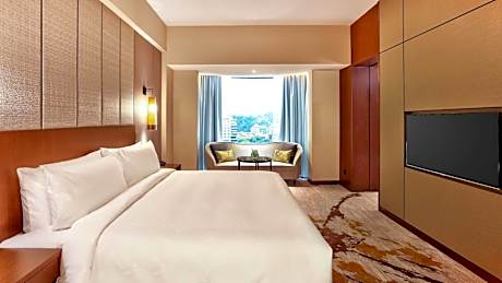 One-Bedroom King Suite
