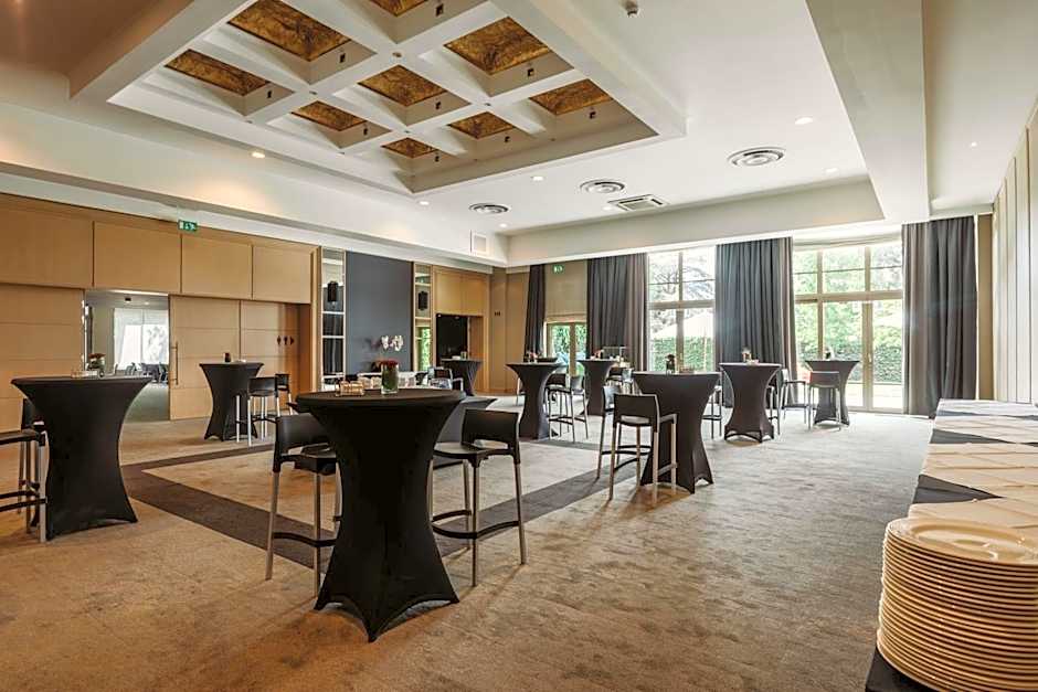 Serwir Hotel