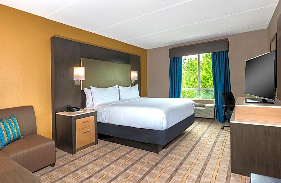 Crowne Plaza SHENANDOAH - WOODLANDS AREA by IHG
