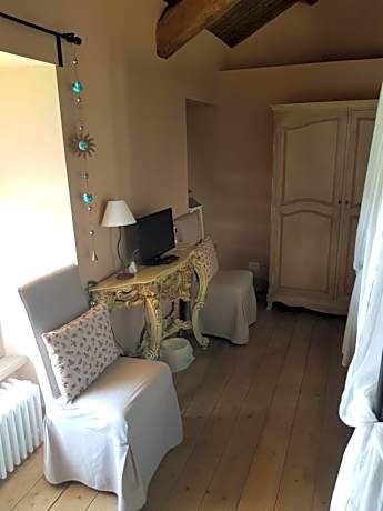 Deluxe Double Room with Extra Bed