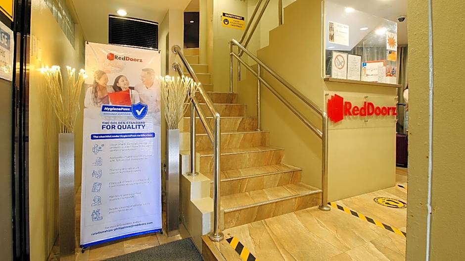 RedDoorz @ EDSA Pasay