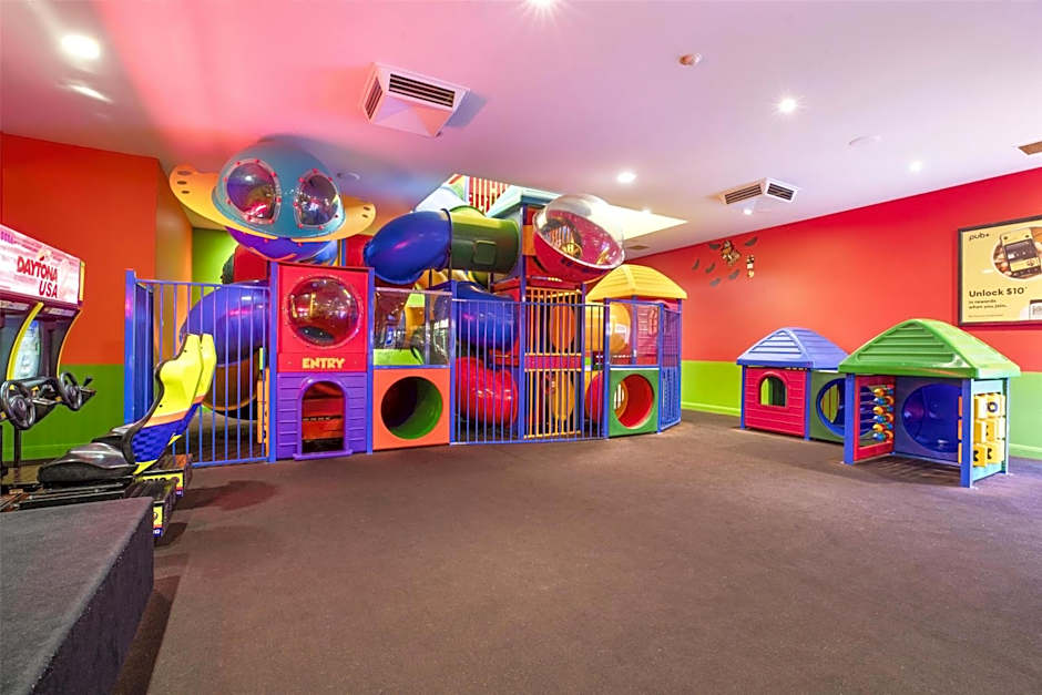 Nightcap at Waltzing Matilda Hotel