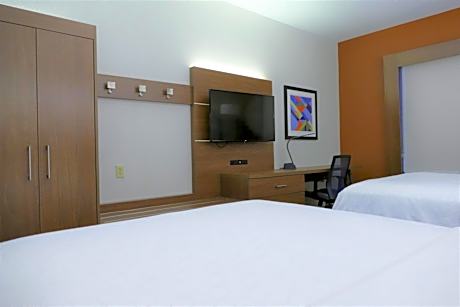 Standard Queen Room with Two Queen Beds