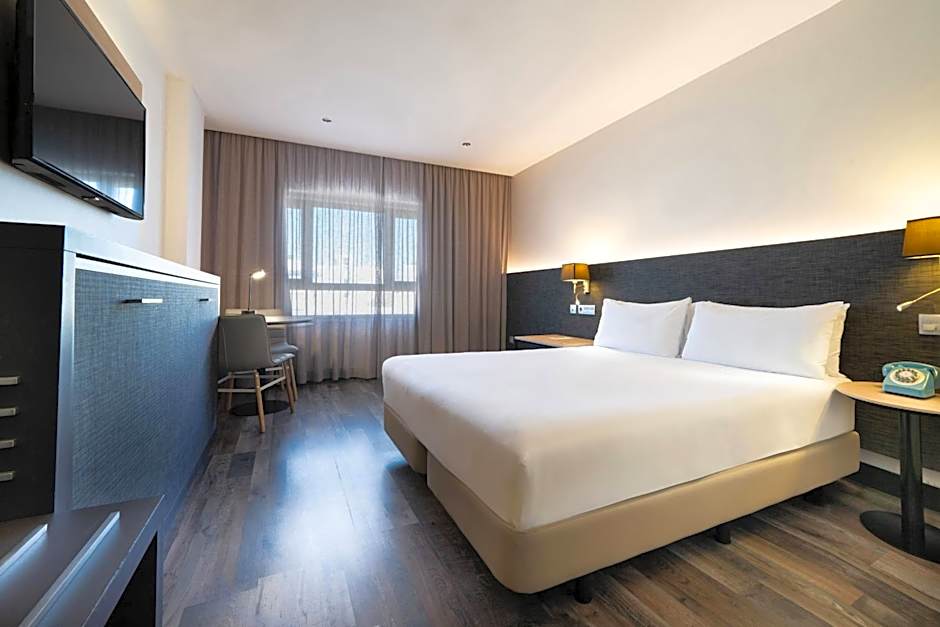 Hotel Cádiz Paseo del Mar Affiliated by Meliá