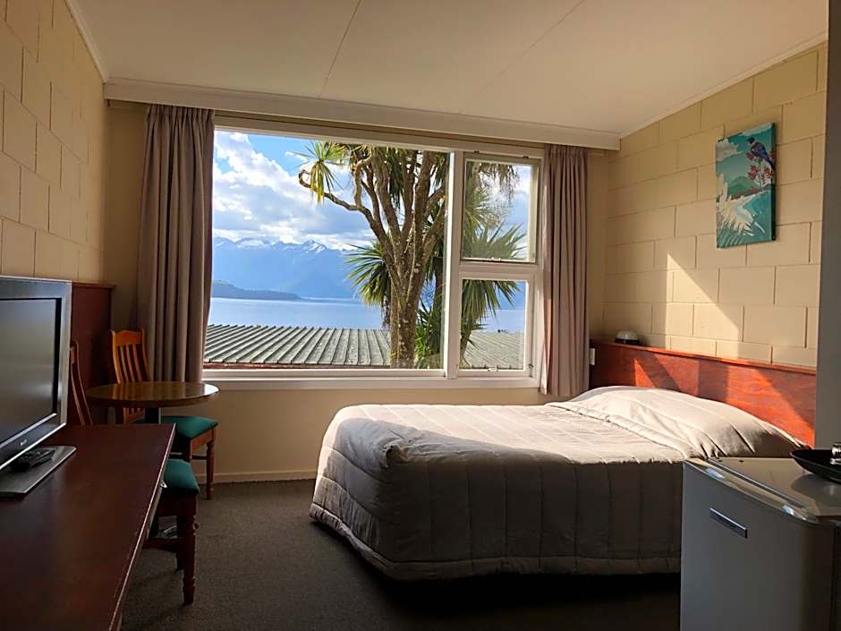 Manapouri Lakeview Motor Inn