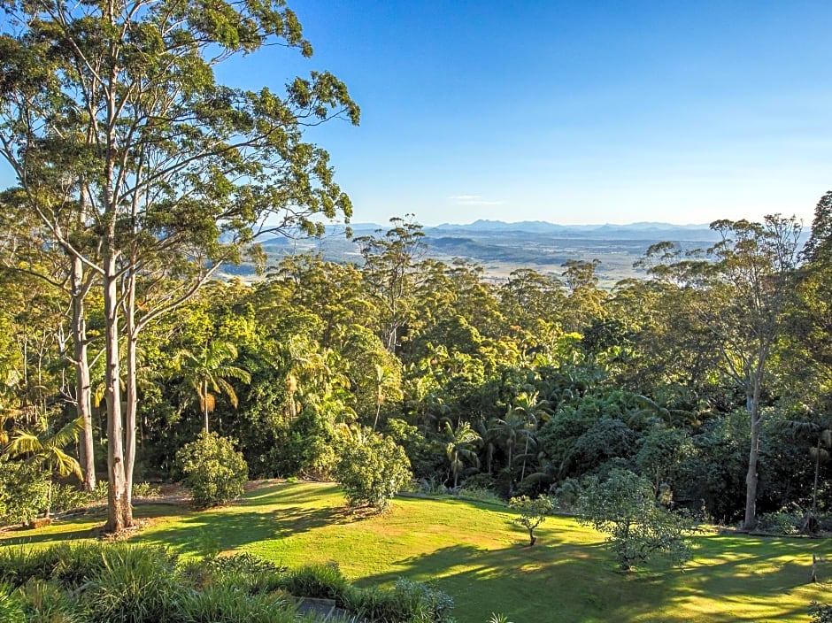 Avocado Sunset Bed and Breakfast