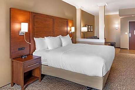 King Suite with Sofa Bed - Non Smoking