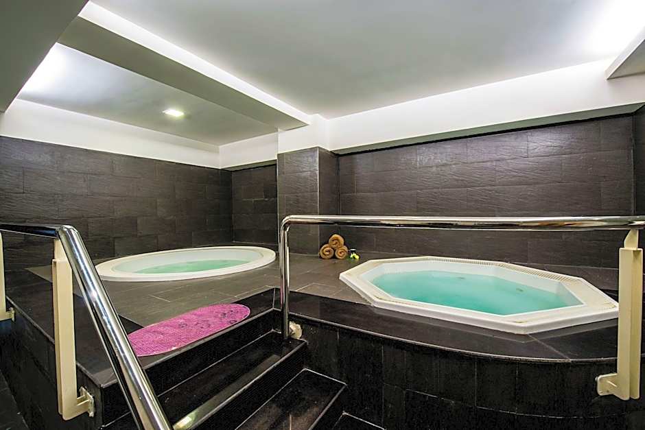 Muong Thanh Holiday Hue Hotel