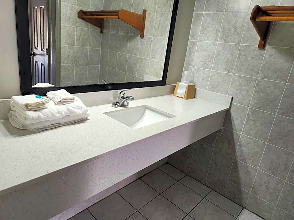 Days Inn by Wyndham Slidell