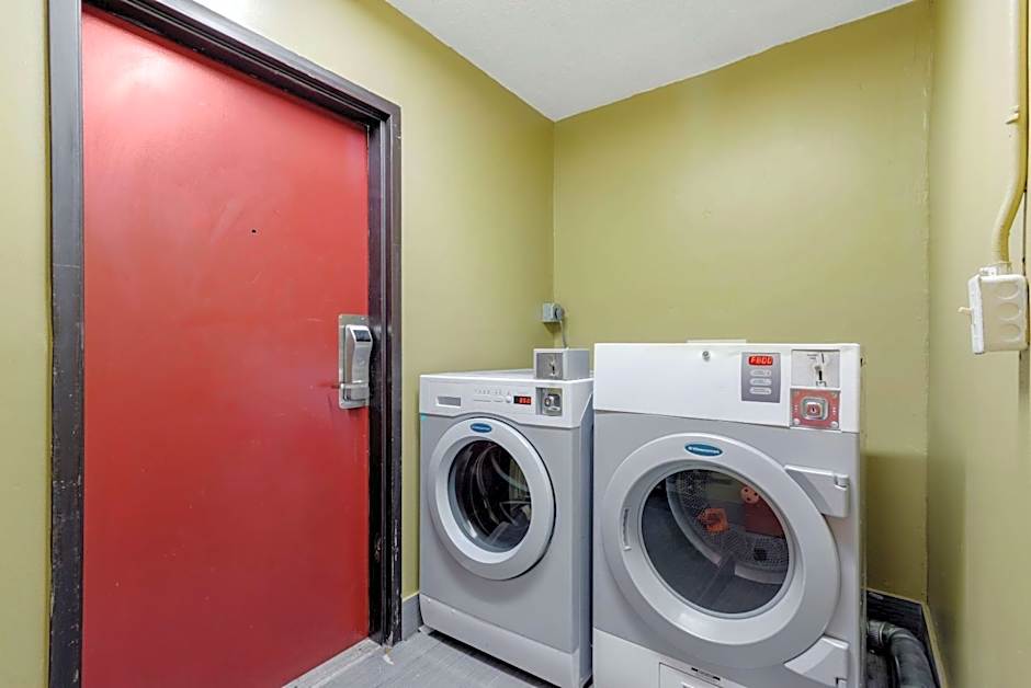 Quality Inn Acworth North