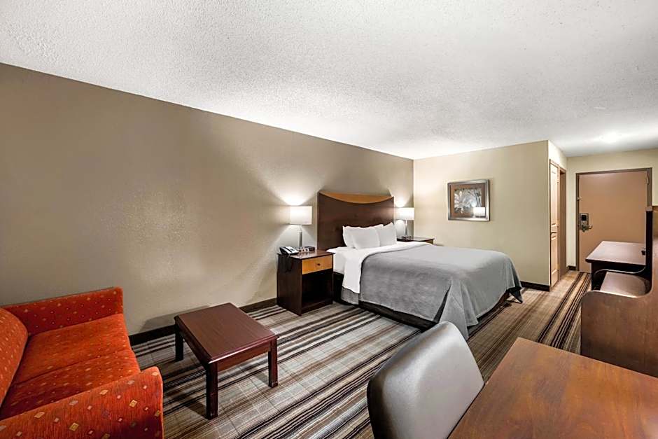 Quality Inn I-81 Exit 23