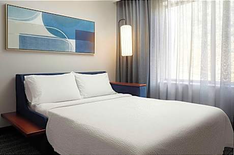 Suite, 1 Bedroom (2 Queen Beds and 1 Double Sofa Bed)