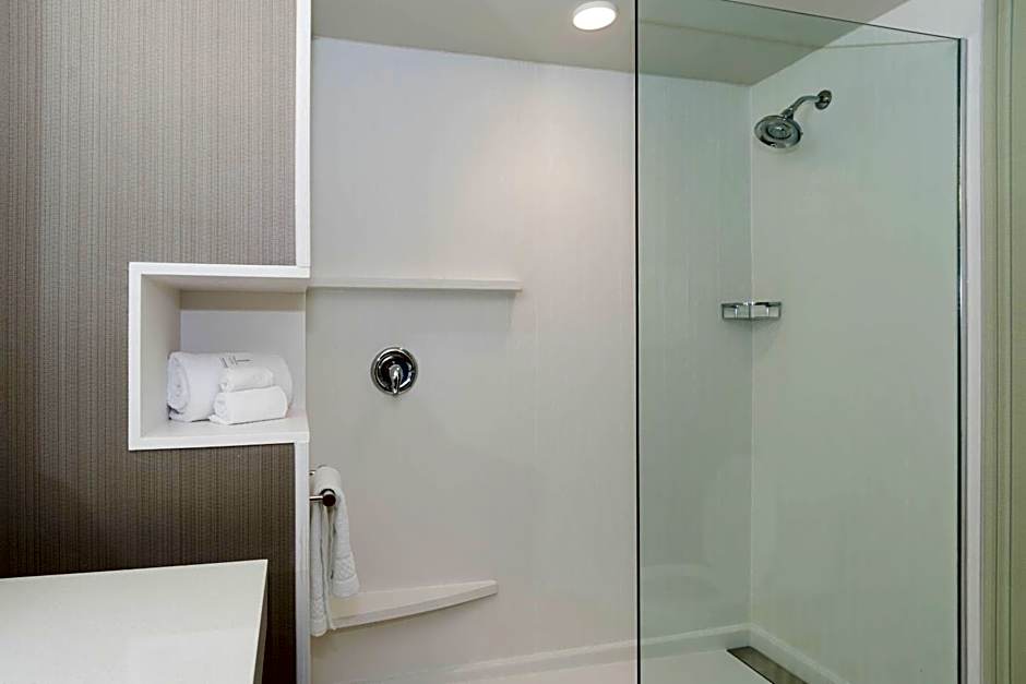 Courtyard® by Marriott® Fayetteville Fort Liberty/Spring Lake